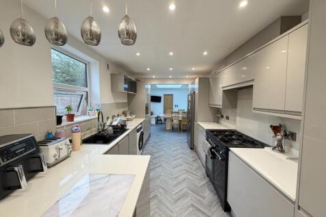 Claude Avenue, Middlesbrough, TS5 5PR photo 3