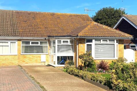 61 College Road - front to use.jpg