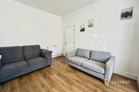 Woodside Road, Southampton, Hampshire, SO17 photo 3