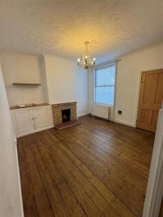 Sycamore Avenue, Lowestoft photo 3