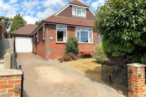 20 Wealden Way - Front1.jpg
