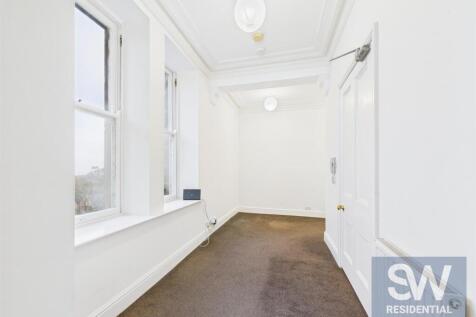 CAM02674G0-PR0122-STILL006.jpg