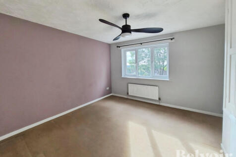 Yew Tree Rise, Pinewood, Ipswich, IP8 photo 5