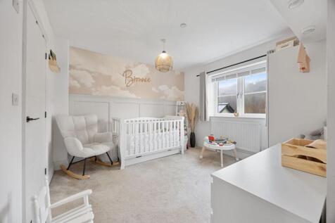 Bedroom 2 (&amp; en-suite)