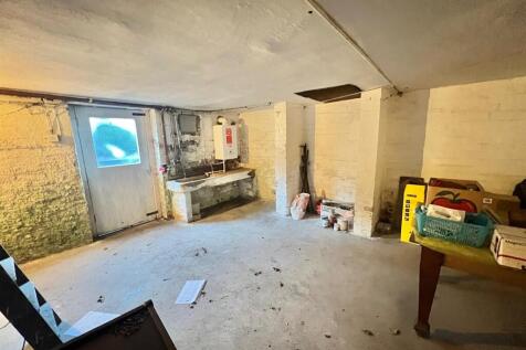 Bramleys Estate Agents - Burbeary Road - Lockwood 