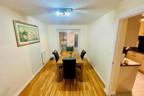 NAREL DINING AREA.jpeg