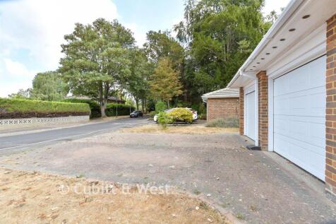 Driveway/Parking