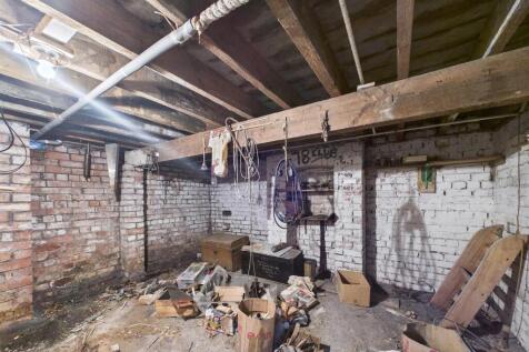 End-terraced house for auction, Horfield (17).jpg