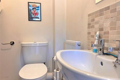 Farrfield, Upper Stratton, Swindon, SN2 photo 4