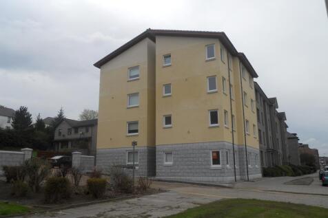 645d Great Northern Road - Exterior