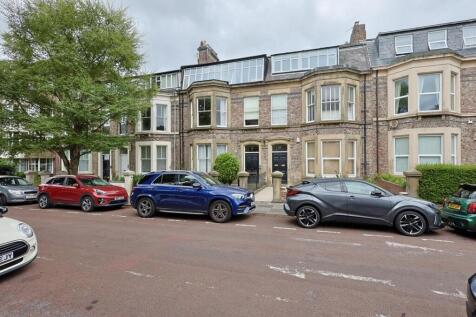 4-bed flat on Eskdale Terrace, Jesmond, Newcastle Upon Tyne, £2,686/mo