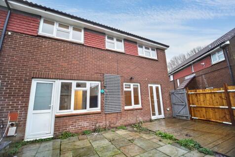 15 Dankworth Road, Basingstoke, Hampshire RG22 4LJ