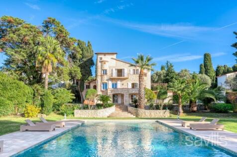 Refurbished villa for sale Cap d'Antibes