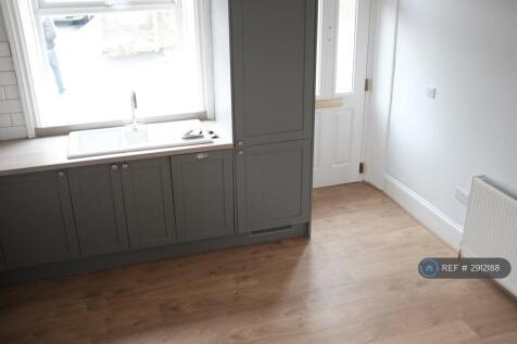 King Street, Yeadon, Leeds, LS19 photo 3