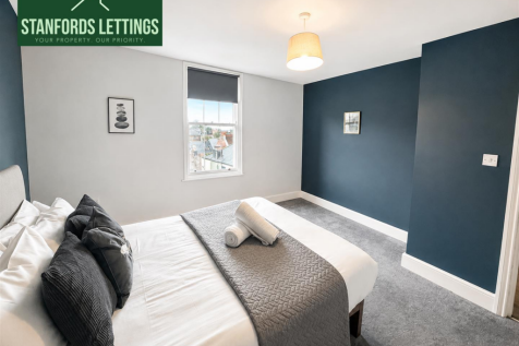 Bedroom 2.png