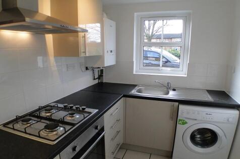 Century Avenue, Oldbrook, Milton Keynes, Buckinghamshire, MK6 photo 3