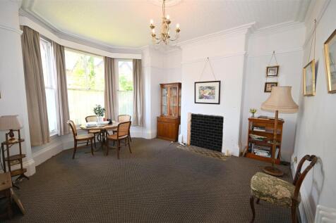 front living room.JPG