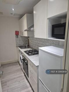Mayfair Avenue, Ilford, IG1 photo 3