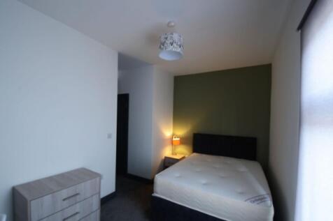 Bedroom 4 with Ensuite shower room