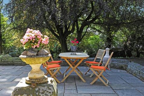 Upper Sky.04.Photoneg.co.uk.jpg