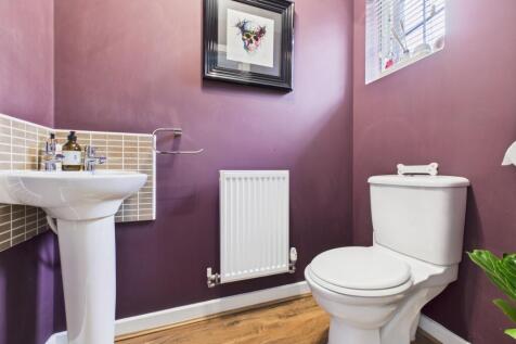 CAM03729G0-PR0097-STILL017