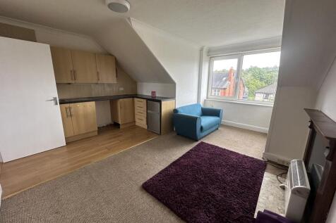 Lounge + Kitchen