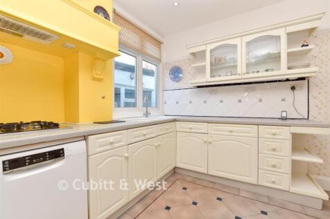 Kitchen / Breakfast Room