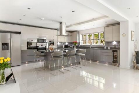 Kitchen/family room