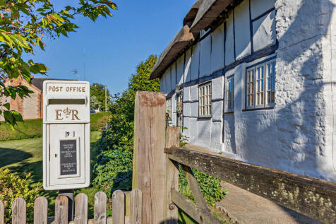 8647487-exterior5...