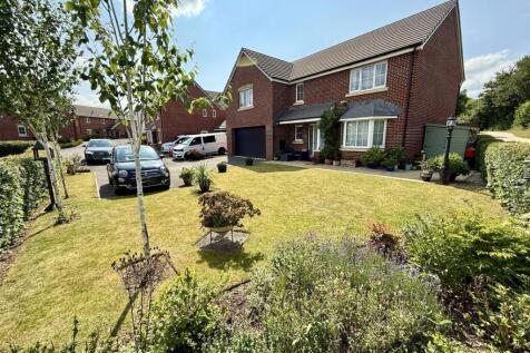 Newent, GL18 - property photo