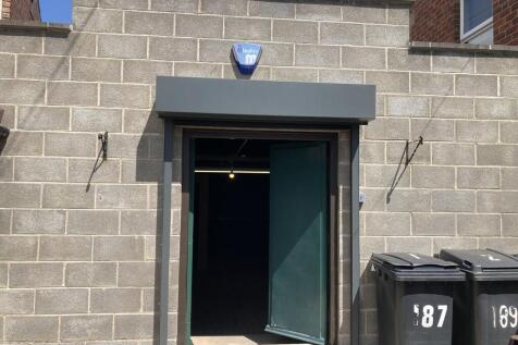 Warehouse to rent Image 3