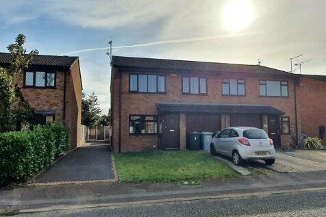 2 Bed Flat