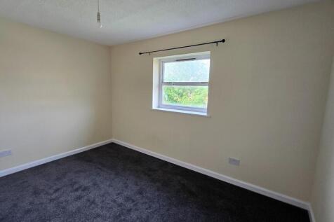 Newbridge Oval, Emerson Valley, Milton Keynes, MK4 photo 5