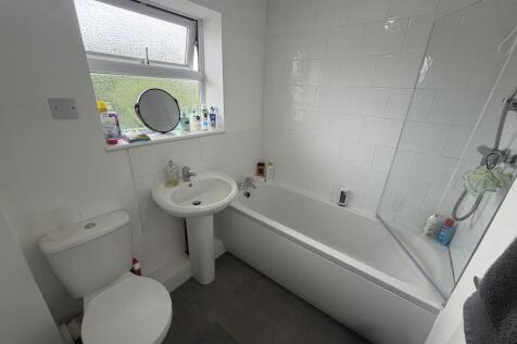 Queen Street, Whittlesey, PE7 1AY photo 5