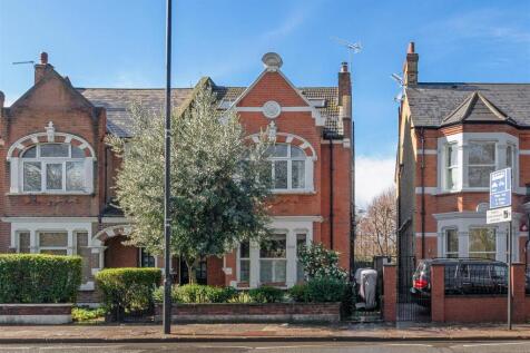 Fulham Palace Road Ph8.jpg