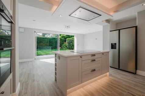 Sharston Crescent, Knutsford photo 4