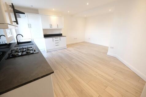 OPEN PLAN ROOM