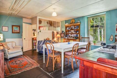 Kitchen / Breakfast Room