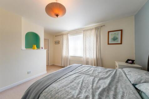 14 Trafalgar Close-018.JPG