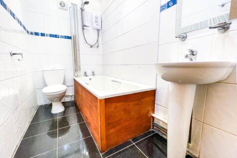 Bathroom (2)