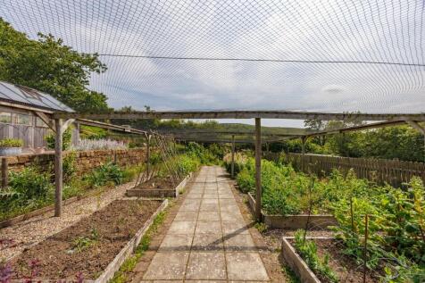 Fruit and Vegetable cage