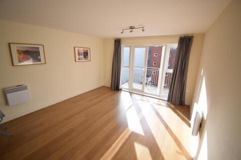10 avenel way lettings 023.JPG