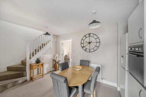 1296140-32-682af4...