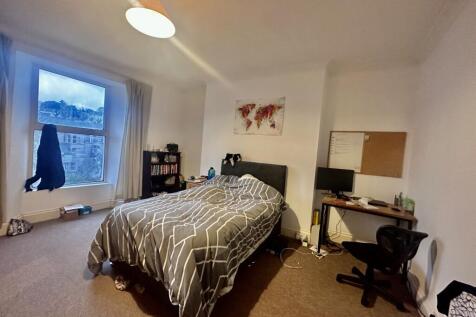 63 Alexandra Road photo 5