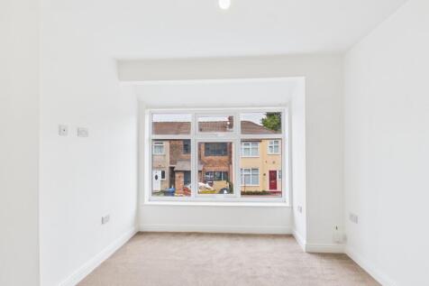 Lostock Avenue, Warrington, WA5 photo 5
