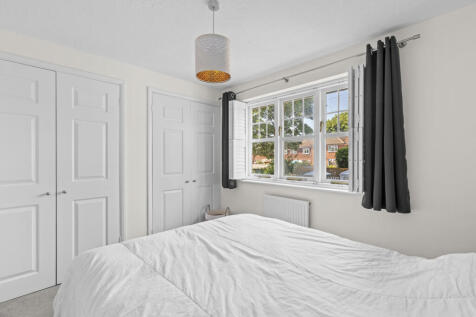 5 Kiln Croft Close, SL7 1US (LOW RES)-2