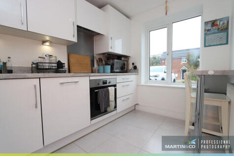 Brabazon Road, Rogerstone photo 4