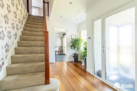 6 Chellow Dene 12.jpg