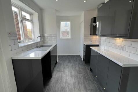Trevone Square, Murton photo 3