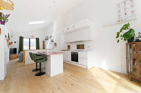 Open Plan Dining / Kitchen